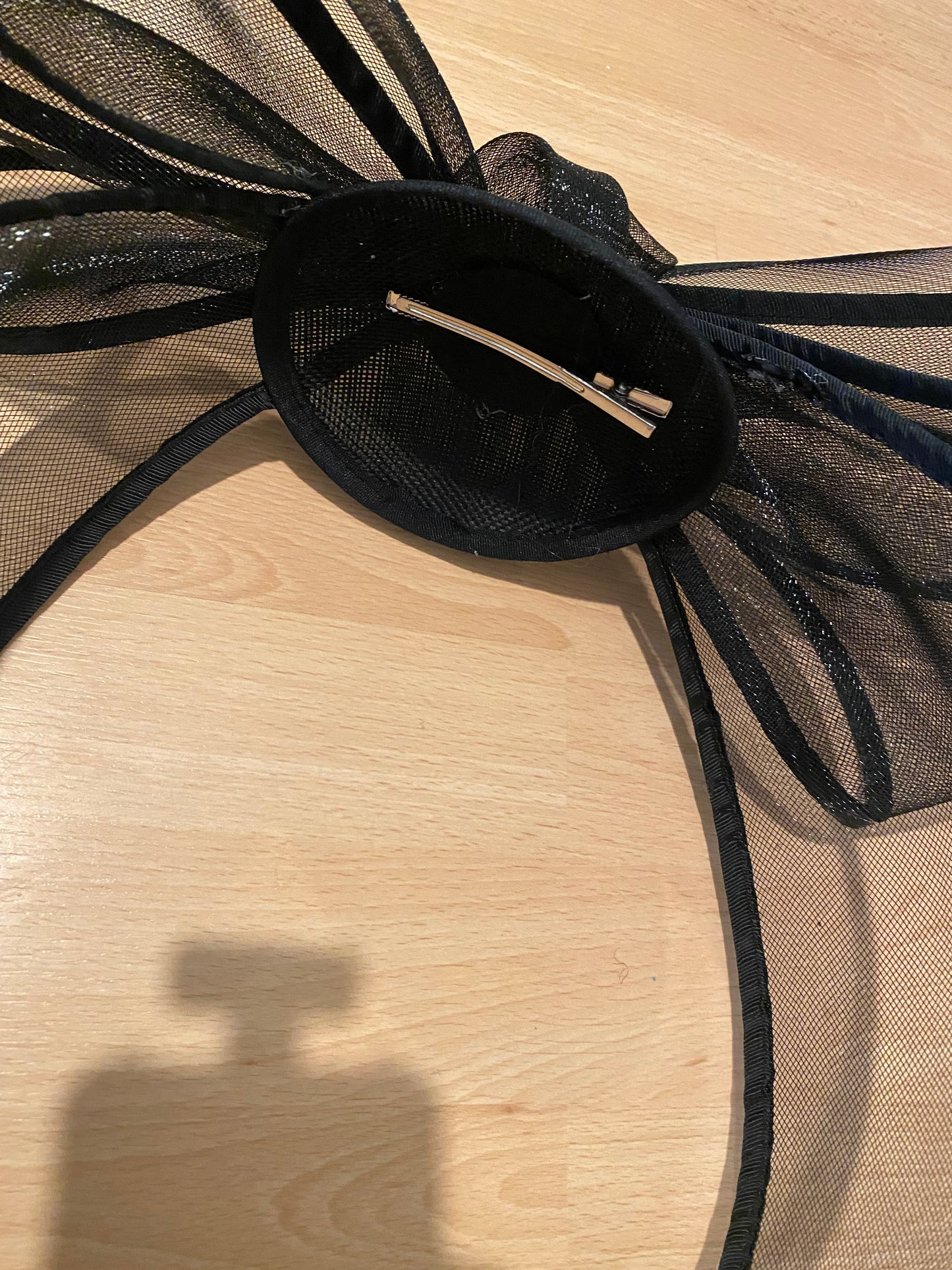 Damen Fascinator Damen elegante Hut mit Blume - RAIZA Collection