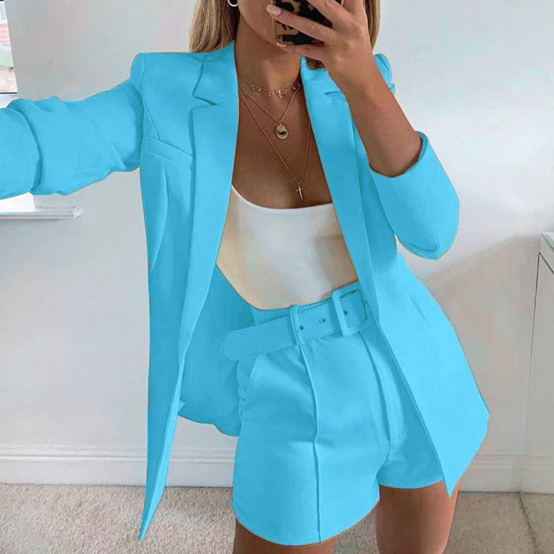 Raiza Set Blazer und Short mit Gürtel - RAIZA Collection