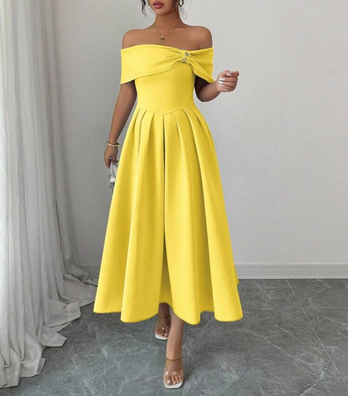 Cocktailkleid Festliche Elegante Schickes Figurbetontes und Asymmetrische Damen Kleid
