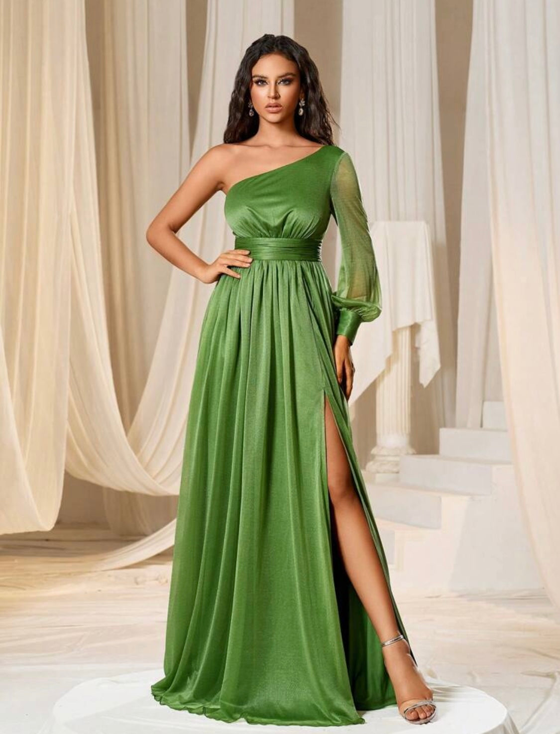 Stylischer und Figurbetontes Asymmetrischer Ausschnitt Langärmelig Damen Maxi Kleid mit einer Schulter frei - RAIZA Collection