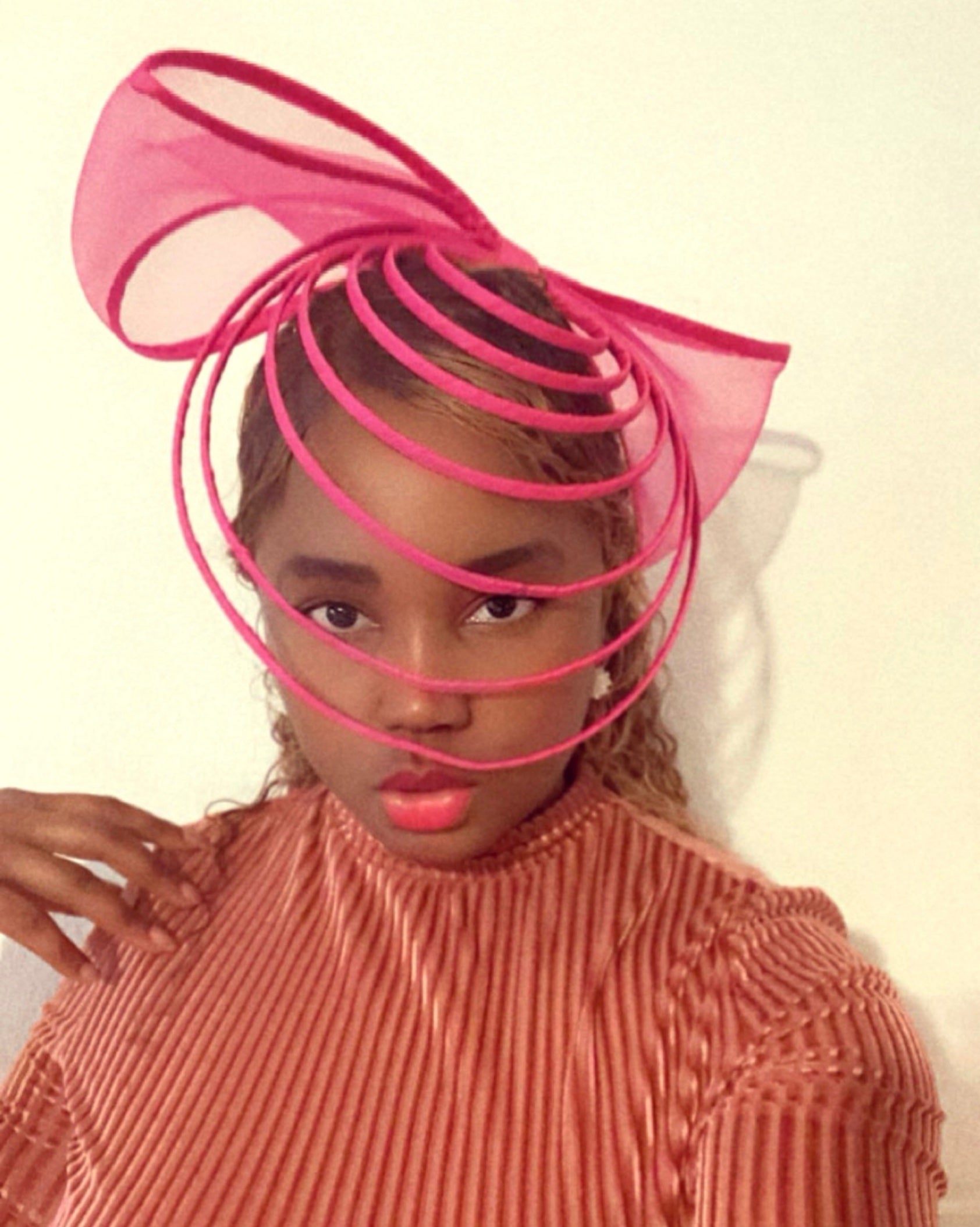 Damen Fascinator-Hut mit Blume - RAIZA Collection