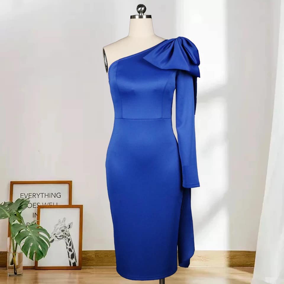 RAIZA Kleid mit einer schulter frei - RAIZA Collection