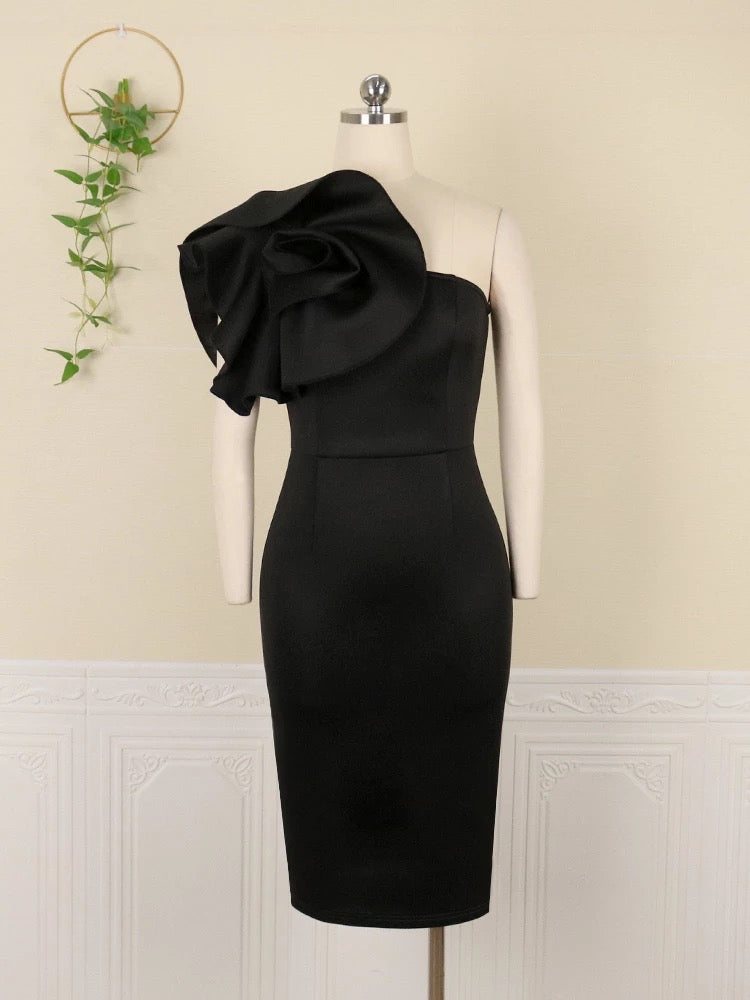 Raiza elegantes Kleid mit einer Schulter - RAIZA Collection