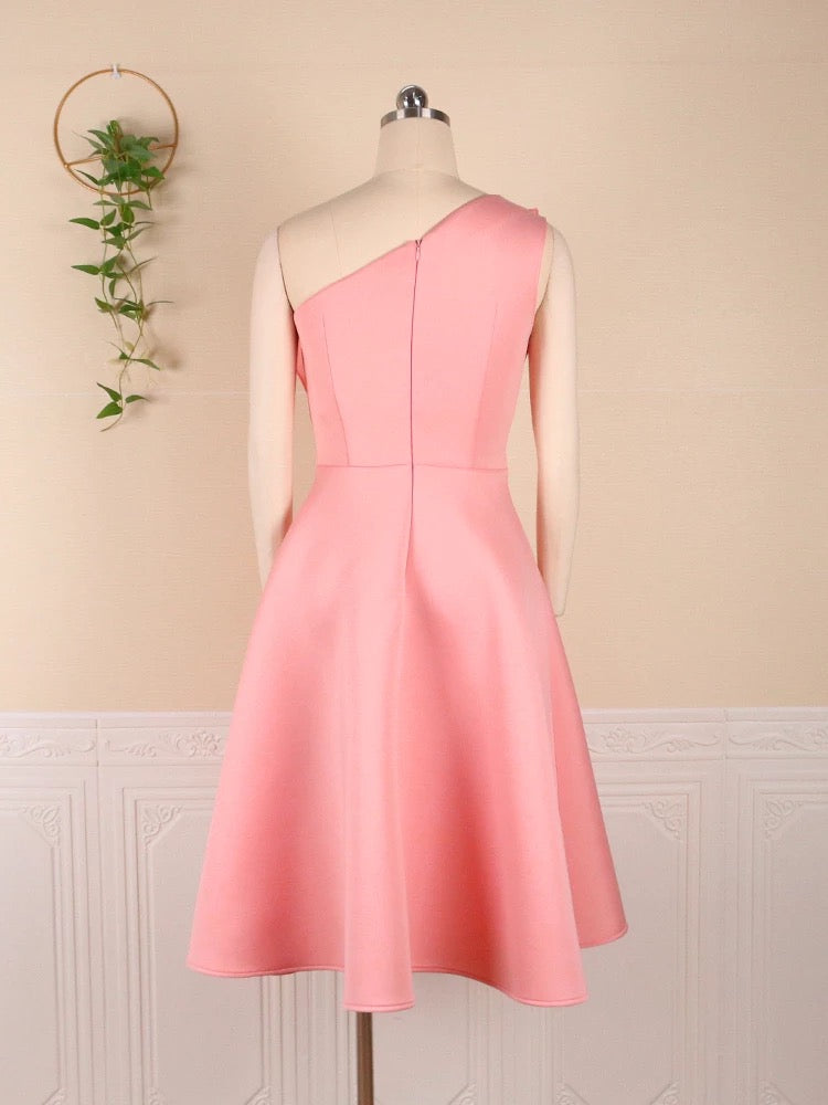 Raiza elegantes Kleid und freirn Schultern - RAIZA Collection