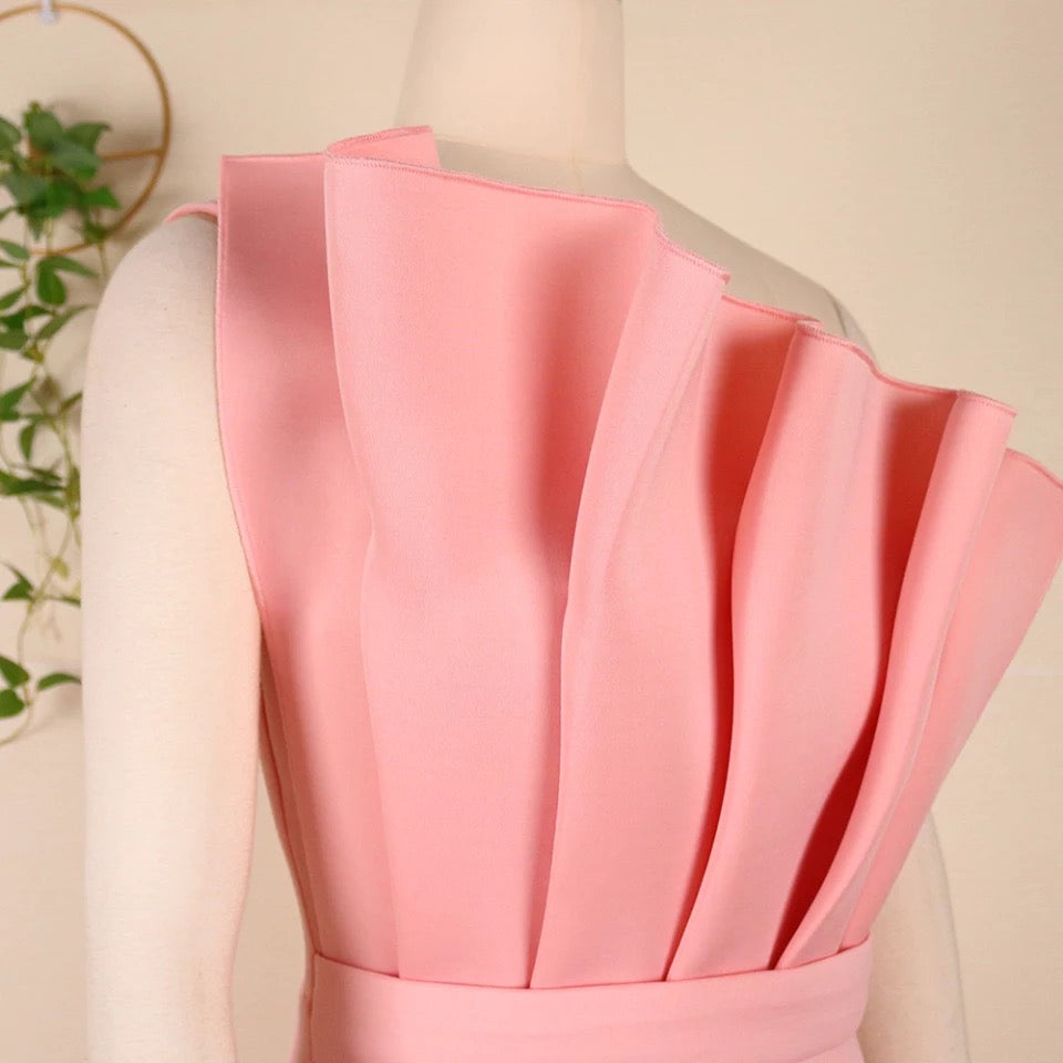 Raiza elegantes Kleid und freirn Schultern - RAIZA Collection
