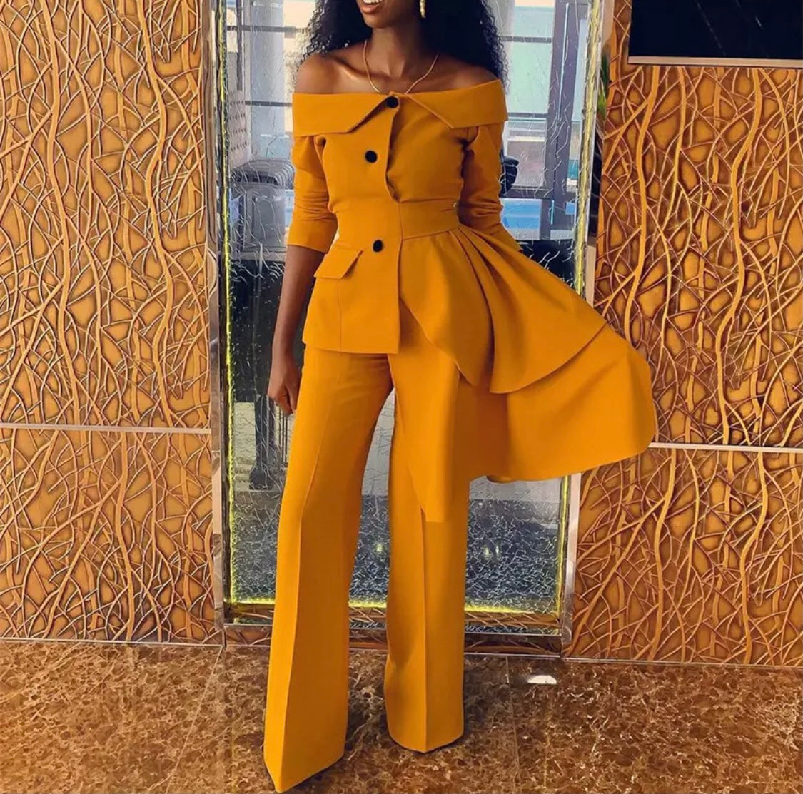 Raiza - Elegante Regelmäßige Blazer und Hosen - RAIZA Collection